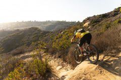 video-2021_time-travel-through-the-evolution-of-mtb-with-hans-rey-and-shimano_11